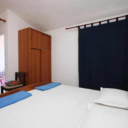 Apartments By The Sea Drvenik Donja Vala, Makarska - 6756 部屋 写真