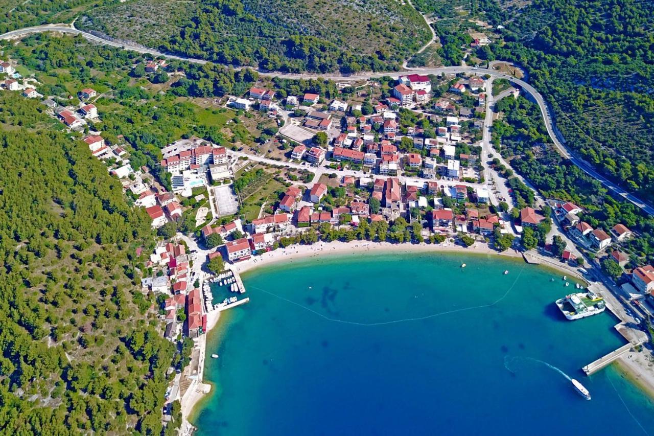 Apartments By The Sea Drvenik Donja Vala, Makarska - 6756 エクステリア 写真
