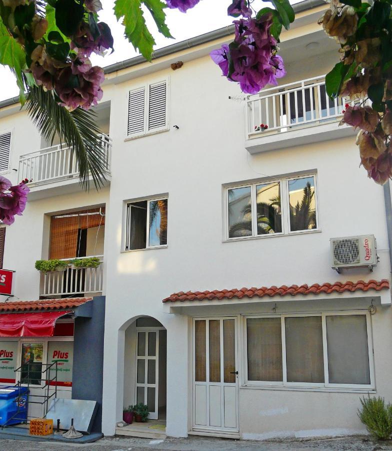 Apartments By The Sea Drvenik Donja Vala, Makarska - 6756 エクステリア 写真